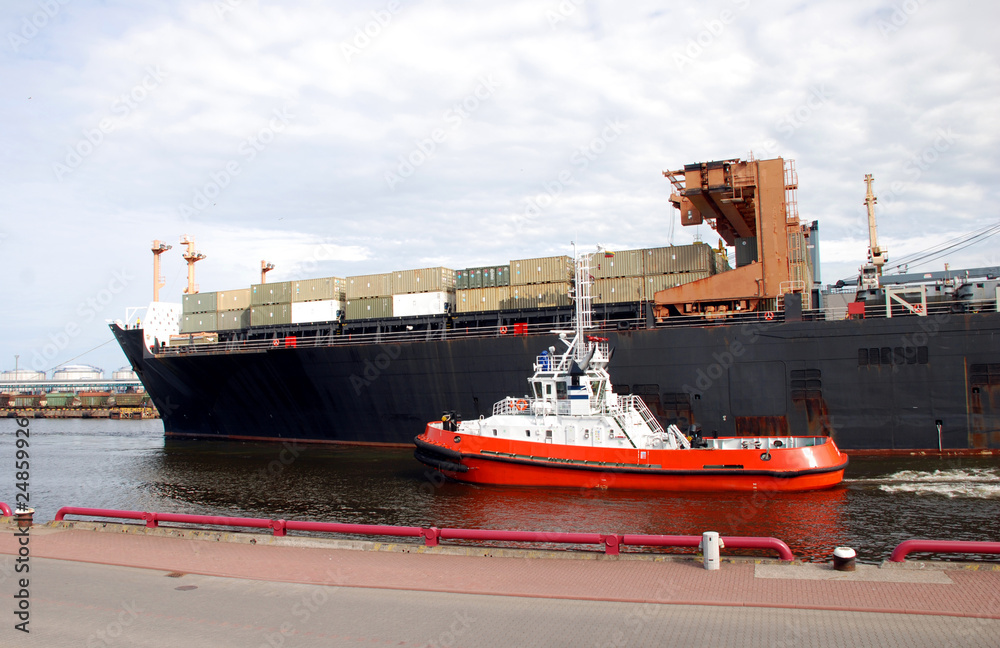 Naklejka premium Container ship