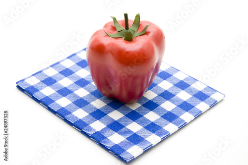 Apfel auf Tischdeckchen