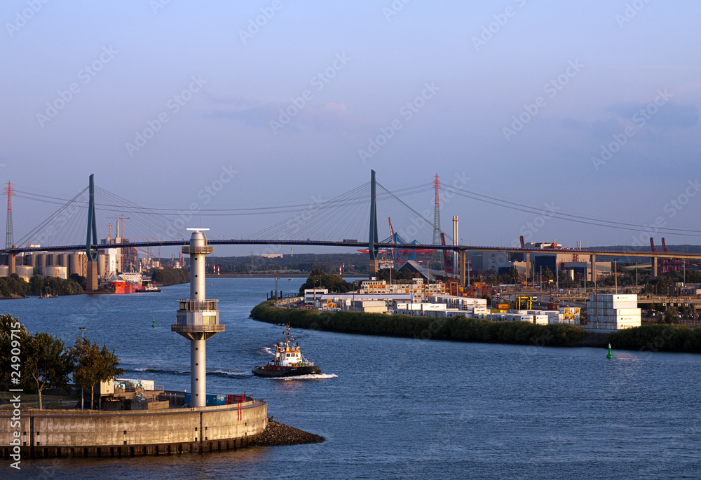 Köhlbrandbrücke