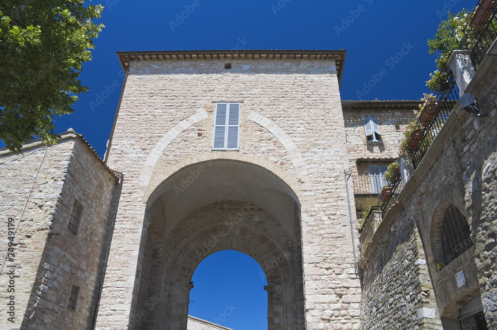 Porta Nuova. Assisi. Umbria.