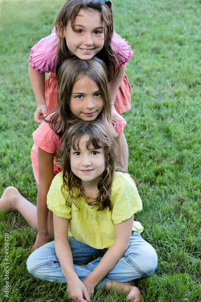 empilement de 3 petites têtes empilement de 3 petites têtes