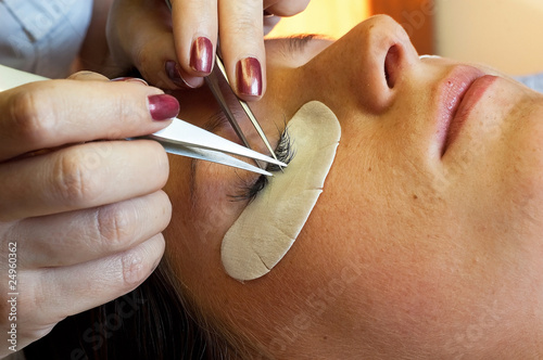 prolonging, supplementing eyelashes