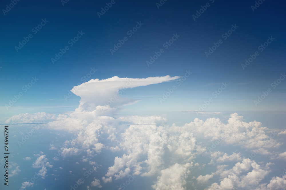 exotic cloud formation shape