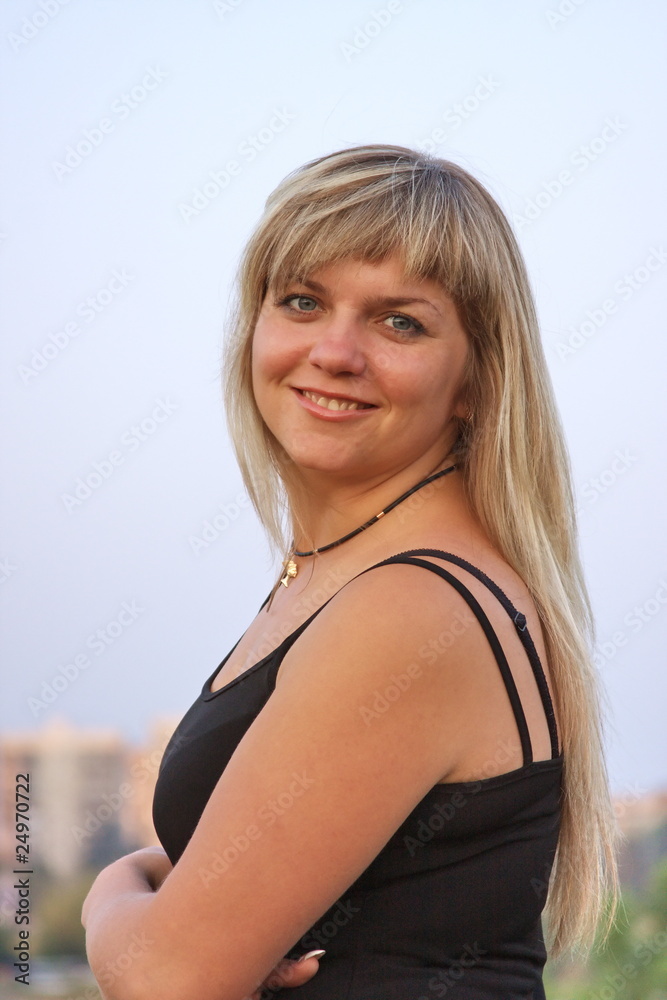 Fototapeta premium beautiful girl on nature