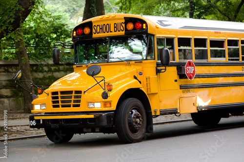 Schulbus auf den Straßen von New York City