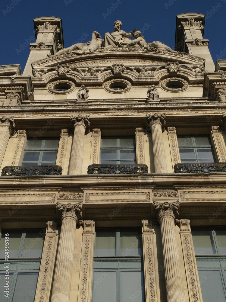 Museo del Louvre en Paris