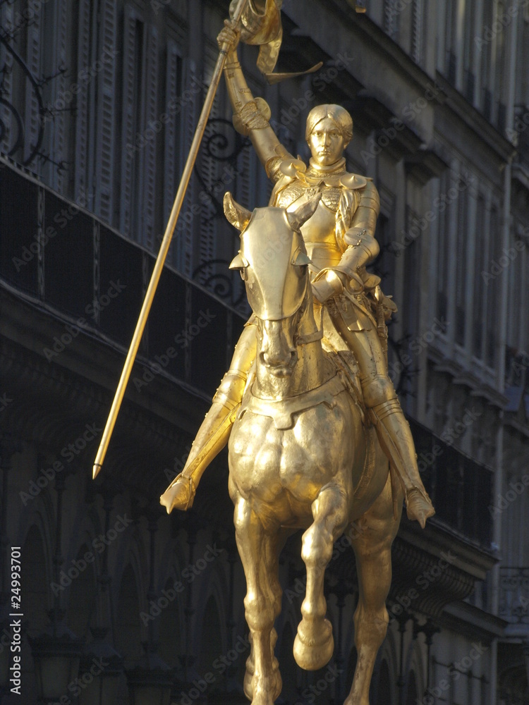 Fototapeta premium Museo del Louvre en Paris