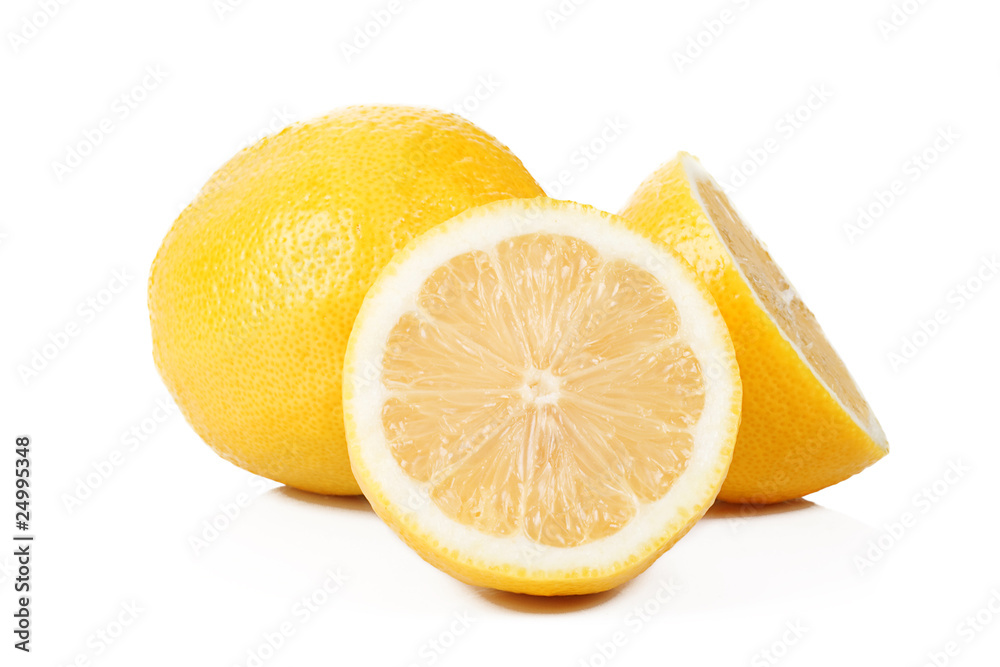 sliced lemons