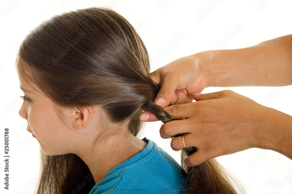 making hair braid making hair braid