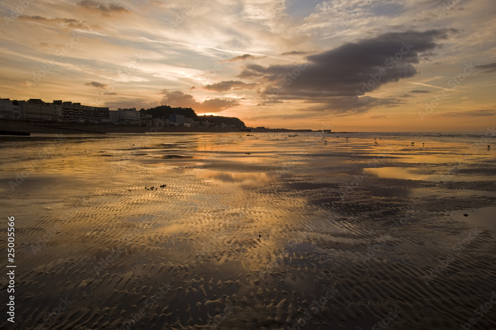 Fototapeta premium Hastings Beach Sunrise