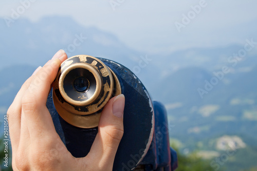 Quadro em tela Mountains Seen through a Monocular