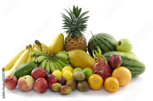 Fototapeta Naklejka Na Ścianę i Meble -  Tropical fruits on white