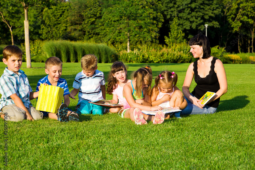 Elementary students with teacher Elementary students with teacher