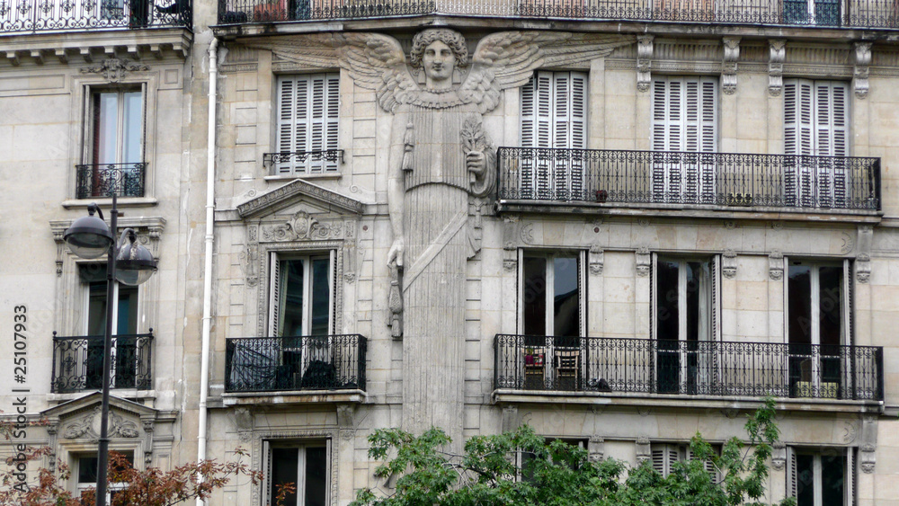 Paris, Immeuble décoré (second Empire)