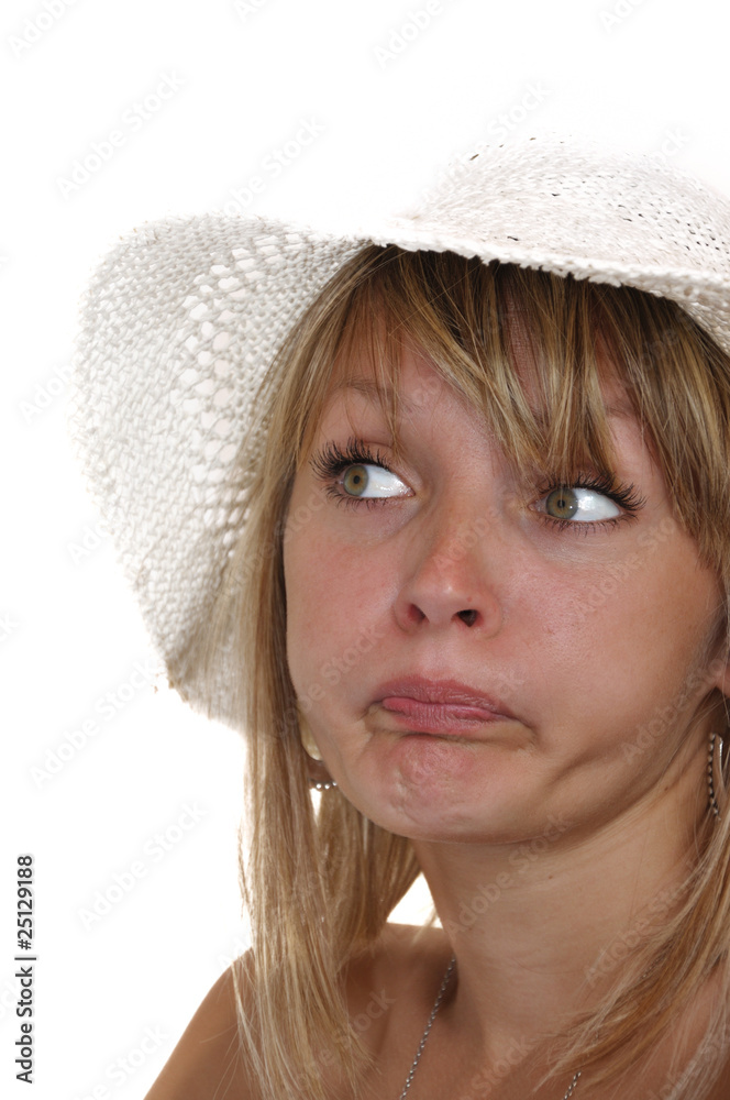 Jeune femme dubitative Jeune femme dubitative