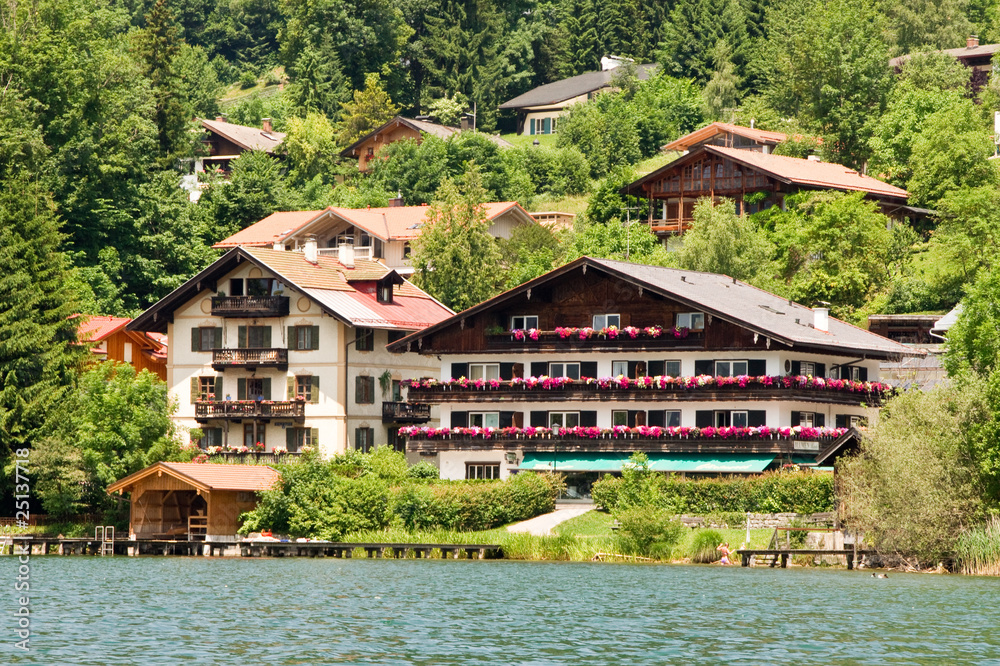 Seegrundstück Haus See Bergsee Ufer Küste Grundstück