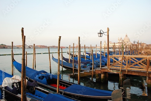 Les gondoles de Venise © Kevin Puget