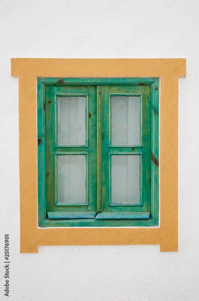 Obraz premium Traditional Portuguese window