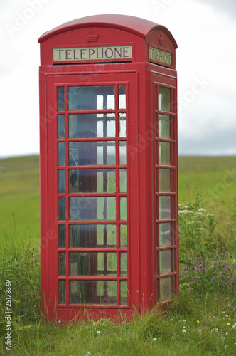 english phone box © nadirco
