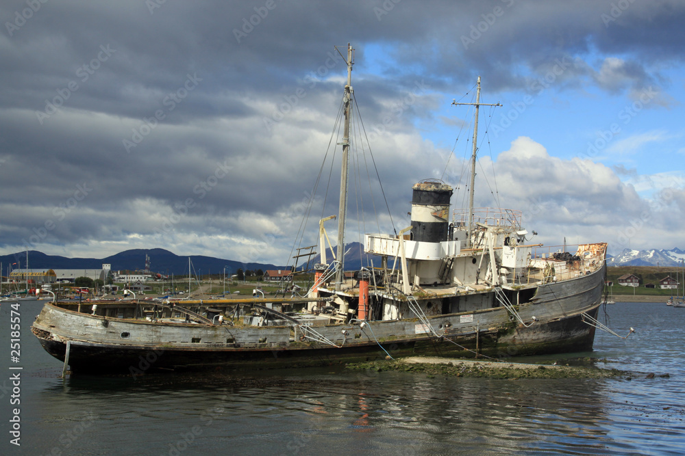 Fototapeta premium Wreck