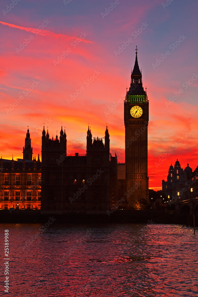 London. Big Ben clock tower.