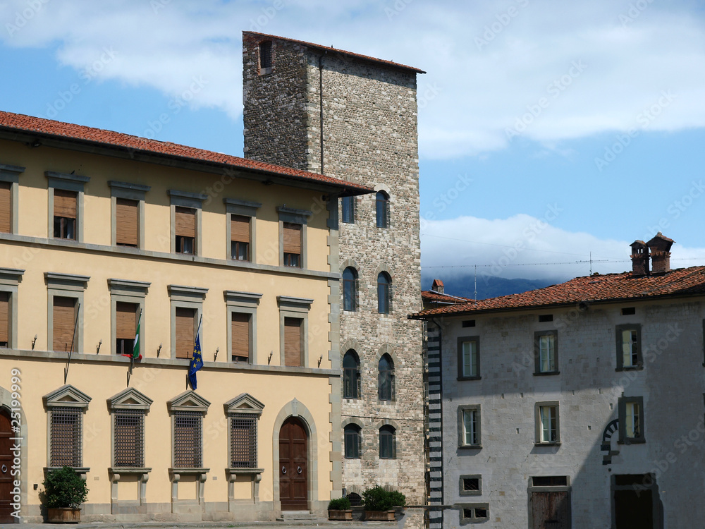 Pistoia - Piazza Duomo and Torre di Catelina