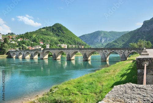 Bridge on Drina photo