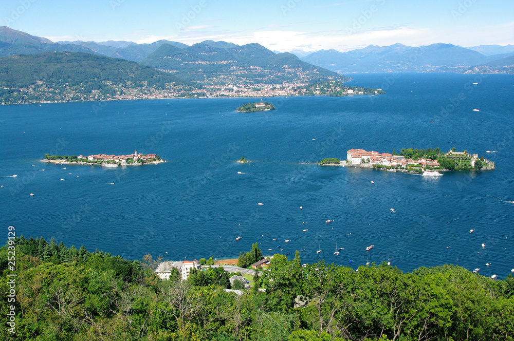 lac majeur en italie