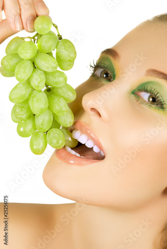 girl with grapes