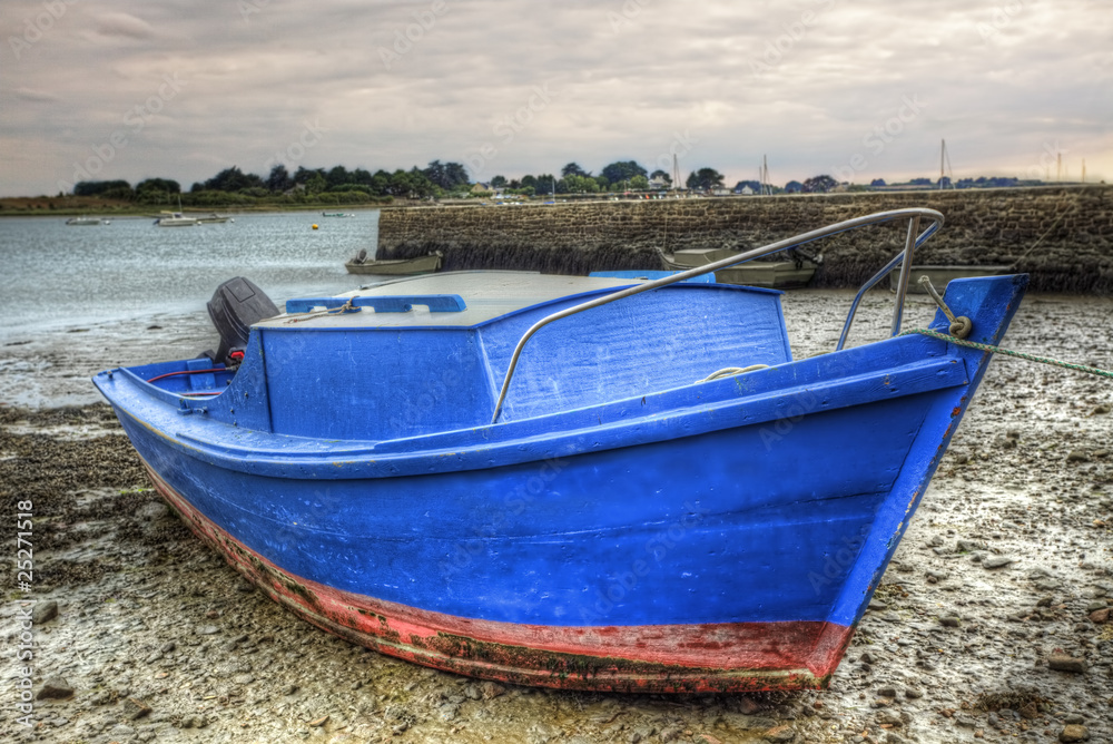 Naklejka premium Bateau de pêcheur HDRI