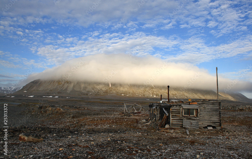 Trapper's hut on Palffyodden, Spitsbergen
