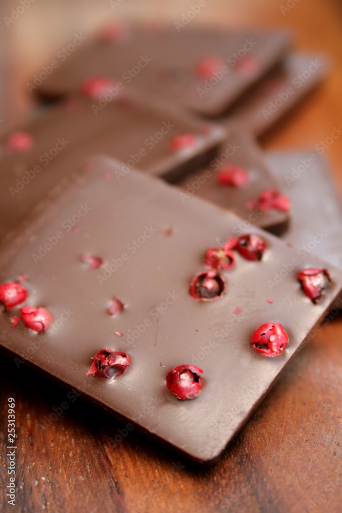 Vollmilchschokolade mit Rosa Pfeffer