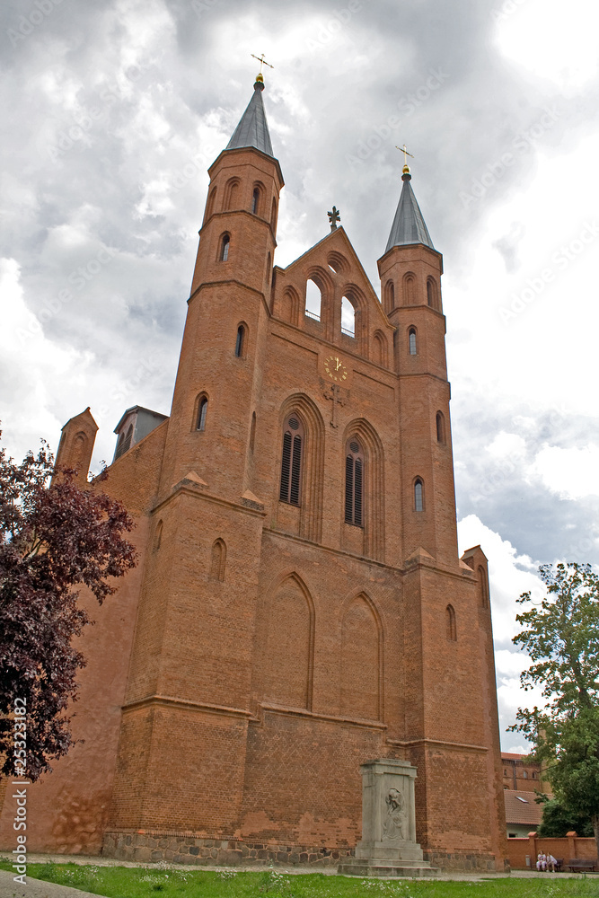 Fototapeta premium Stadtkirche in Kyritz (Brandenburg)