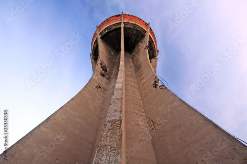 torre bombardata di Vukovar photo