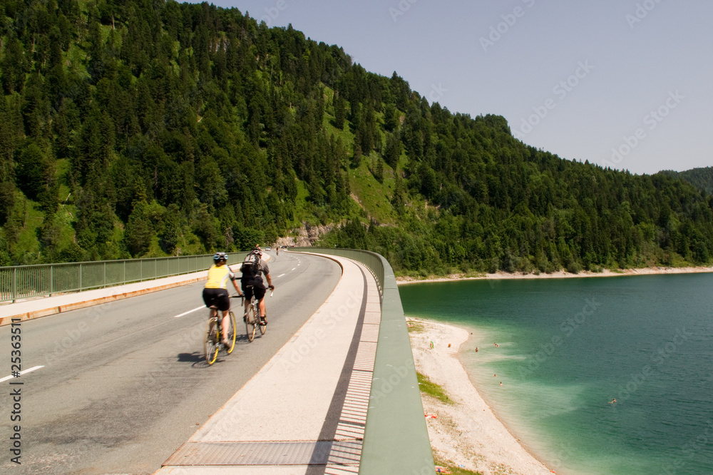 Radfahrer radeln Radsport Fahrrad biken bike Radrennen Radfahrer radeln Radsport Fahrrad biken bike Radrennen