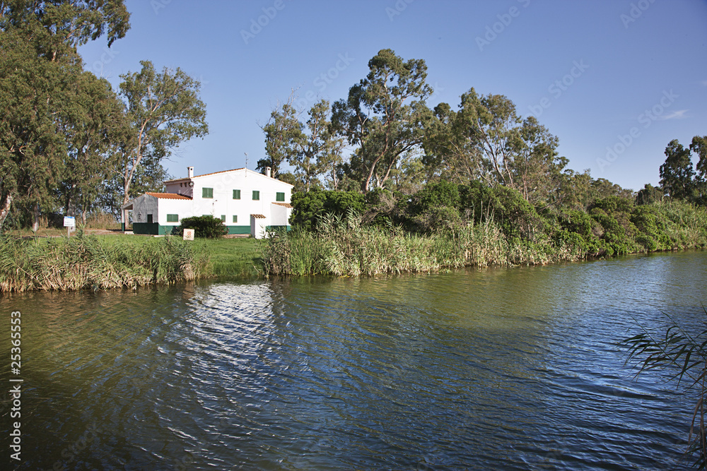 casa en un lago casa en un lago