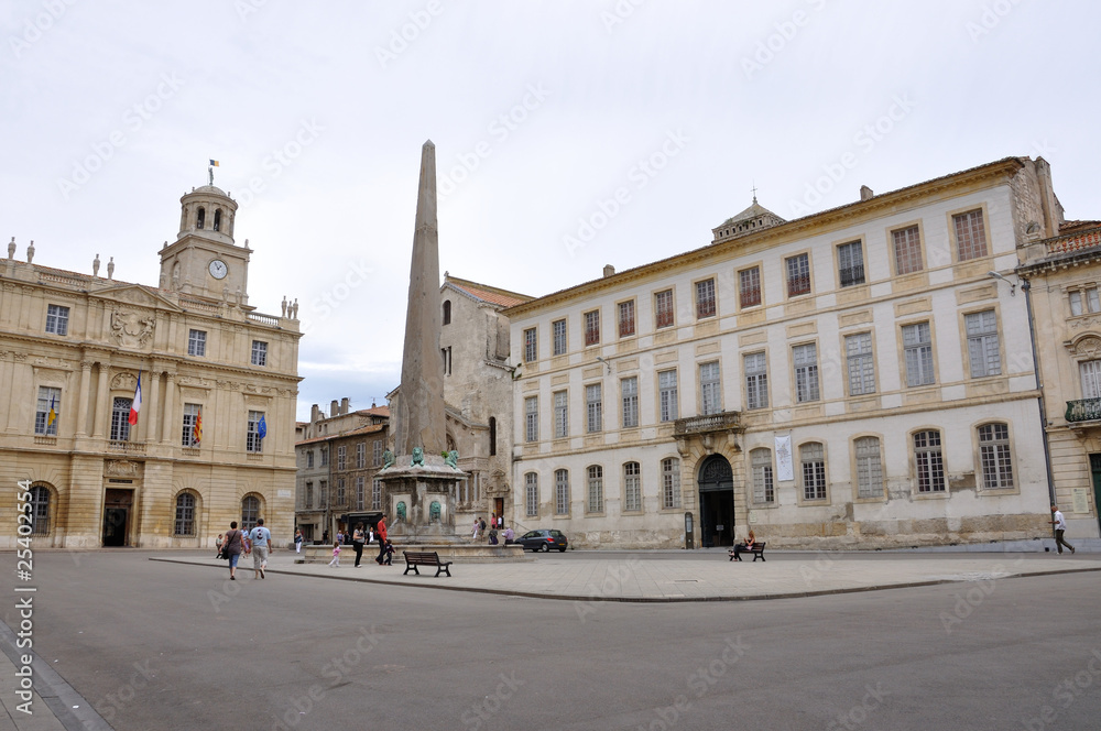 place de la mairie, Arles