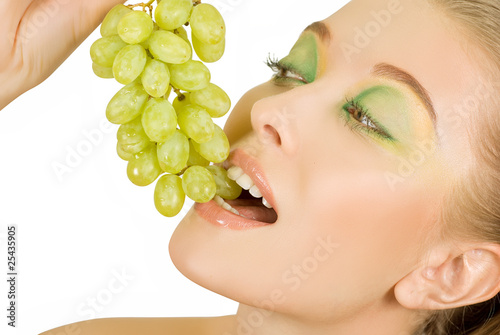 girl with grapes