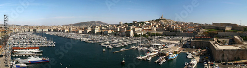 Fototapeta Naklejka Na Ścianę i Meble -  Panoramique Vieux-Port de Marseille