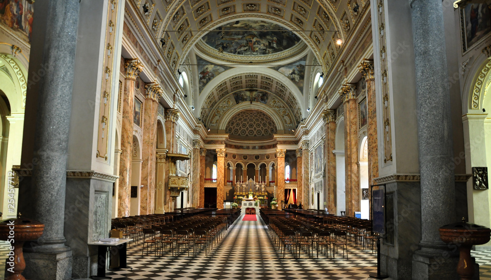 église...intérieur