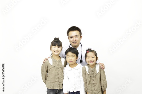 医師と女の子