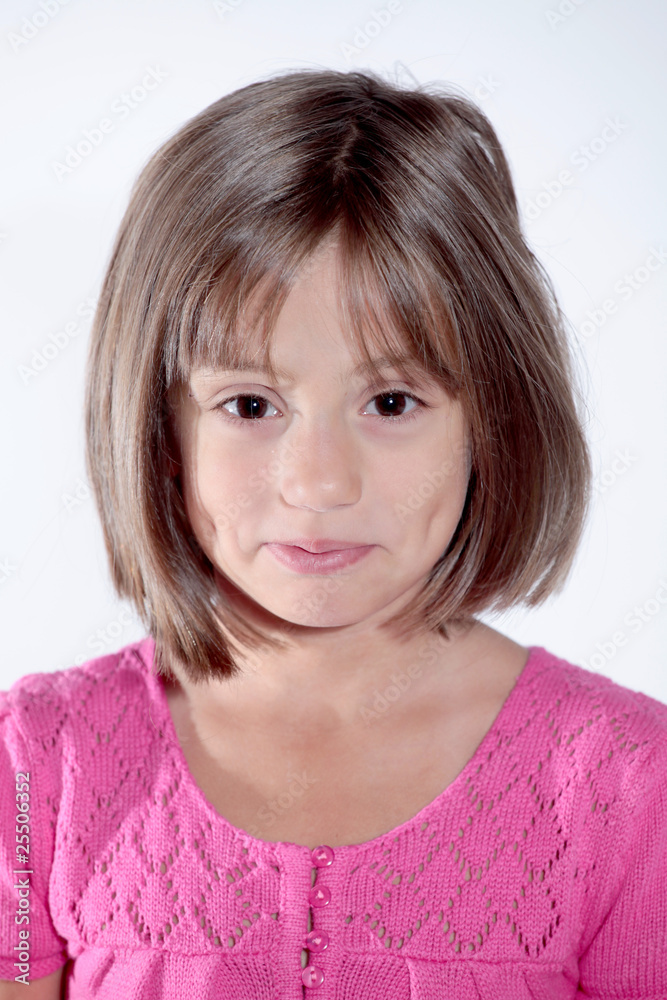 Portrait Junges Mädchen mit braunen Haaren