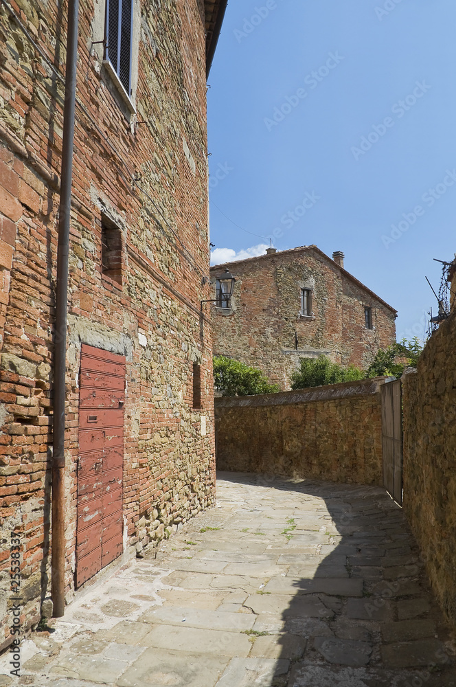 Alleyway.  Panicale. Umbria.