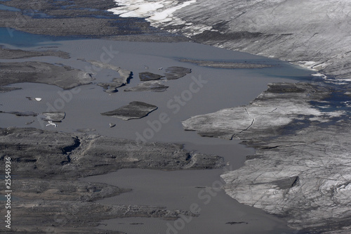Obraz na płótnie Terminal moraine and glacier Vitkovskibreen, Spitsbergen w salonie