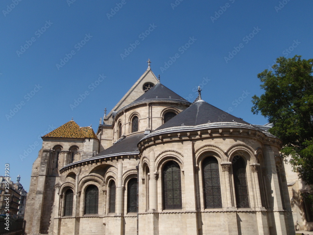 Eglise du musée des arts et métiers à Paris