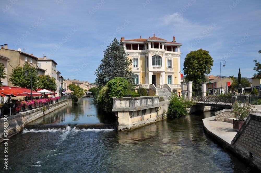 Naklejka premium l'isle sur la sorgue