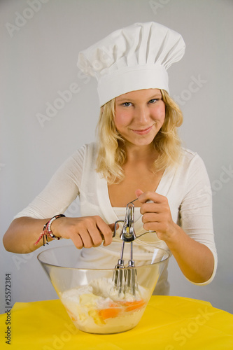 mixing cake