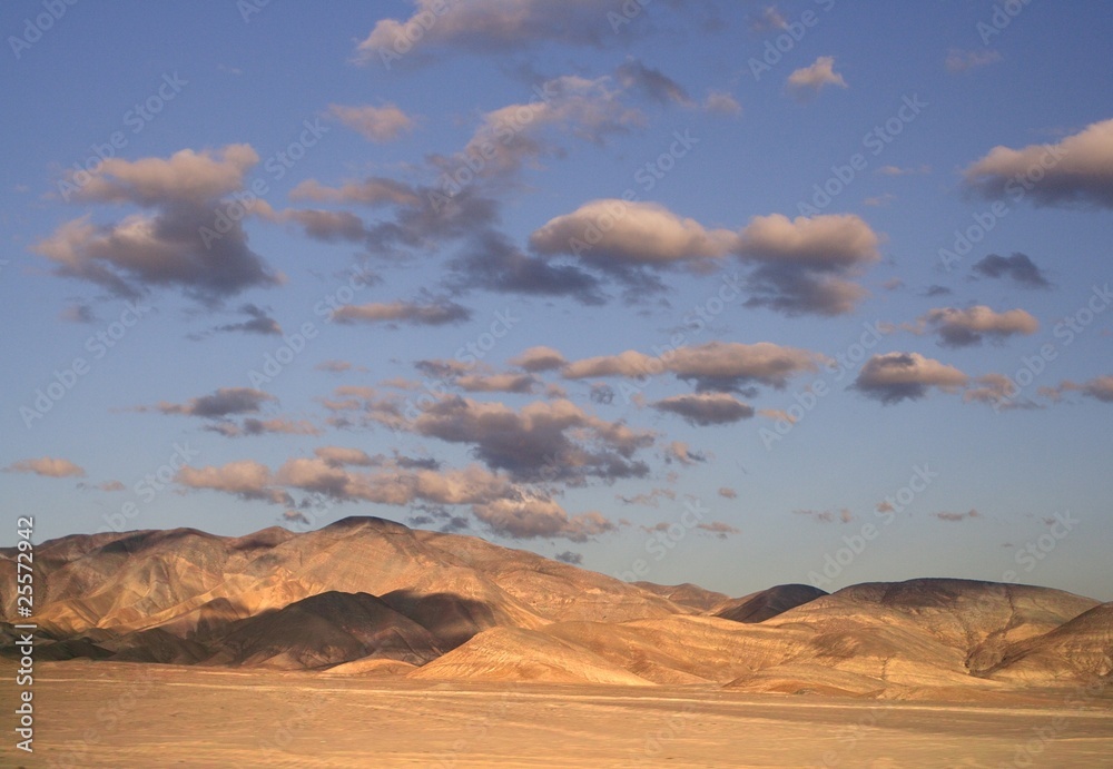 Naklejka premium peruvian coast landscape between Lima and Trujillo