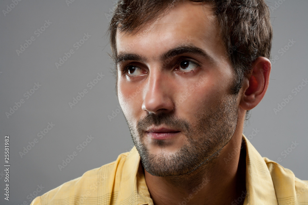 Obraz premium Young man portrait