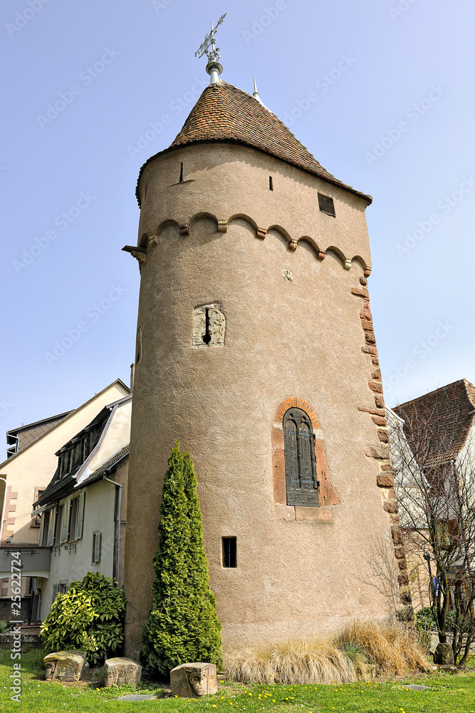 Remaining tower of the city wall, Obernai